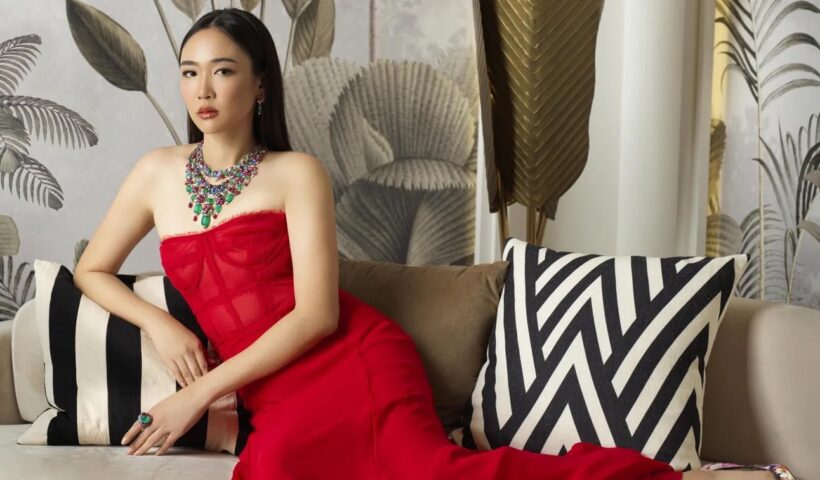 ไม่ใช่แค่สวย แต่สตรอง! “ว่าน – กุศลิน ” กับเซ็ตเครื่องประดับ Cartier สุด Rare บนปก Prestige ที่สะท้อนพลังหญิงยุคใหม่